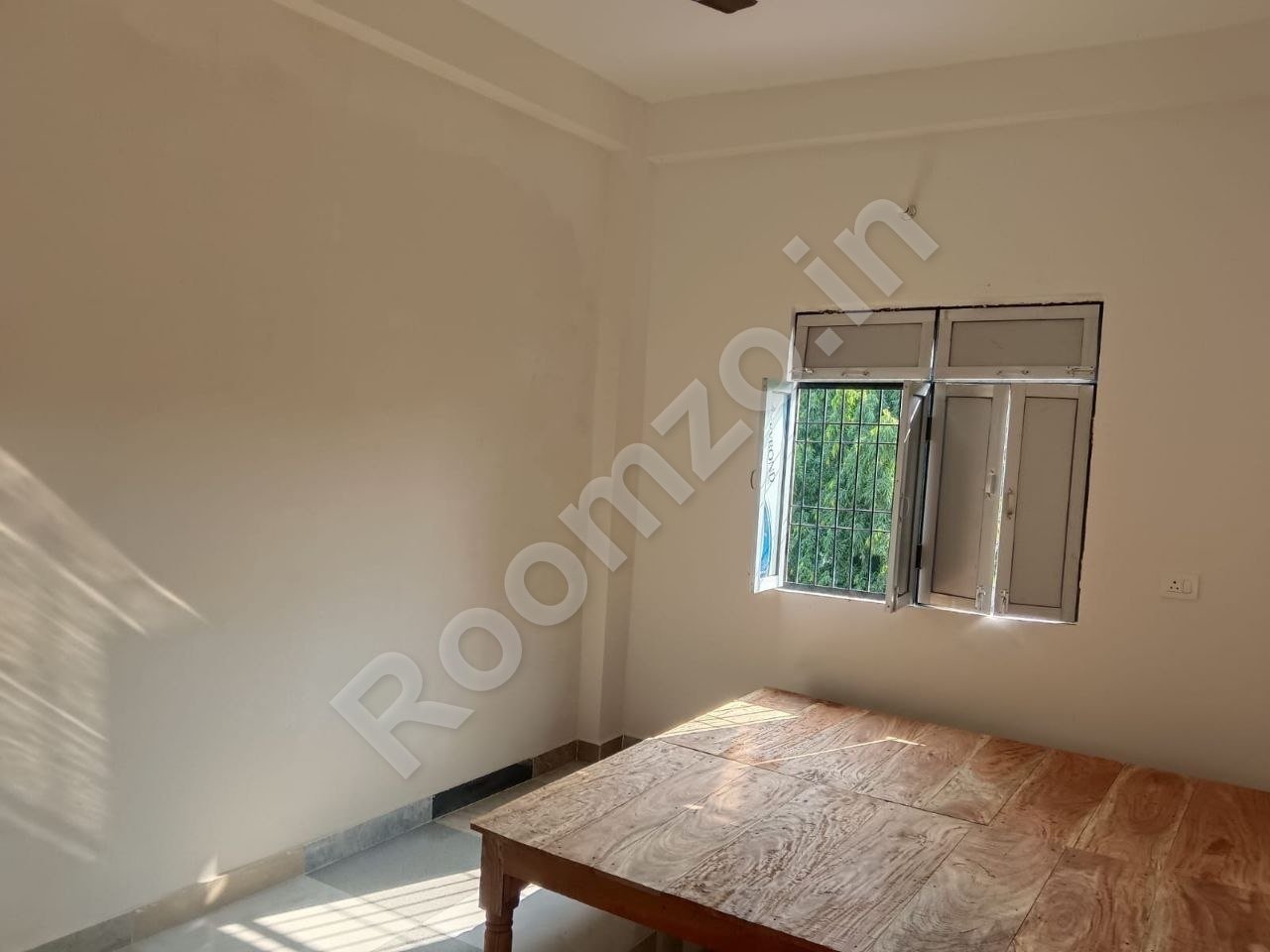 room rent in katra prayagraj for rent on Roomzo — photo 2