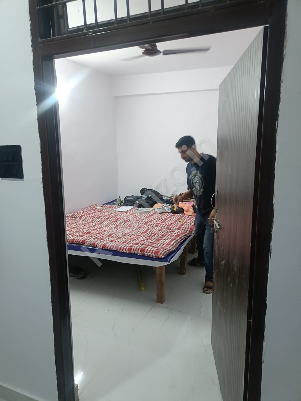 16 Bedroom for rent on Roomzo — photo 13
