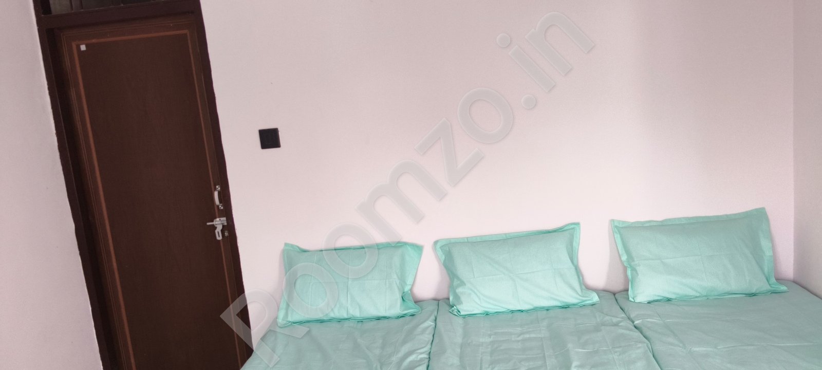 16 Bedroom for rent on Roomzo — photo 6