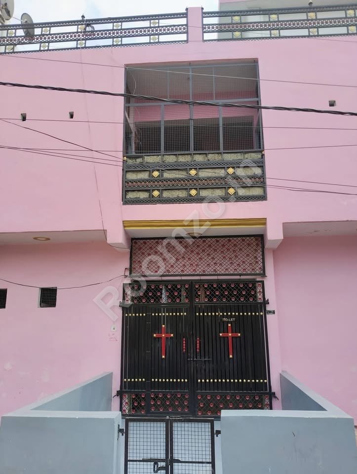 Room Available in Prayagraj Allahpur for rent on Roomzo — photo 1